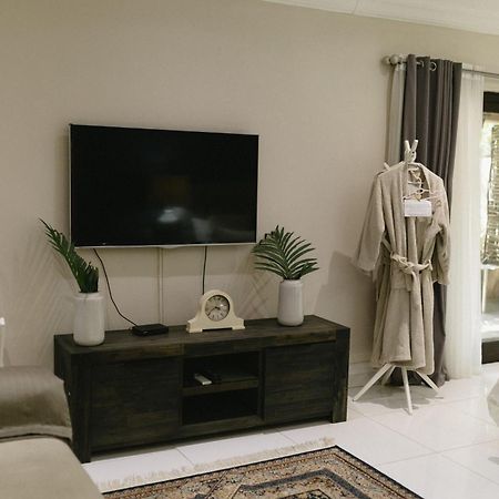 Meraki Country Manor Lanseria Exterior photo